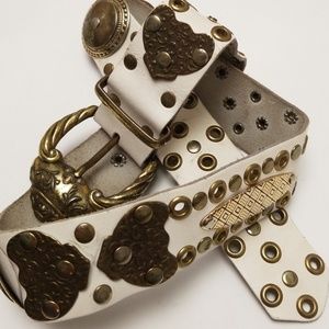 Vintage white and gold western chique belt